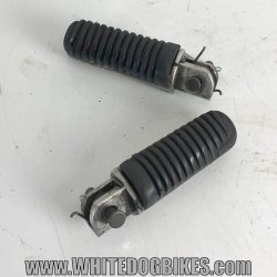 XJ600S Diversion front foot pegs